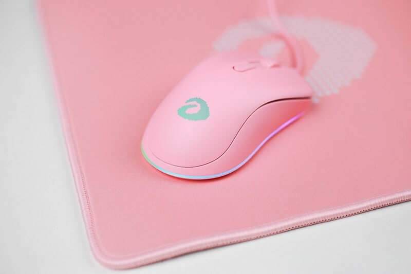 Chuột máy tính màu hồng