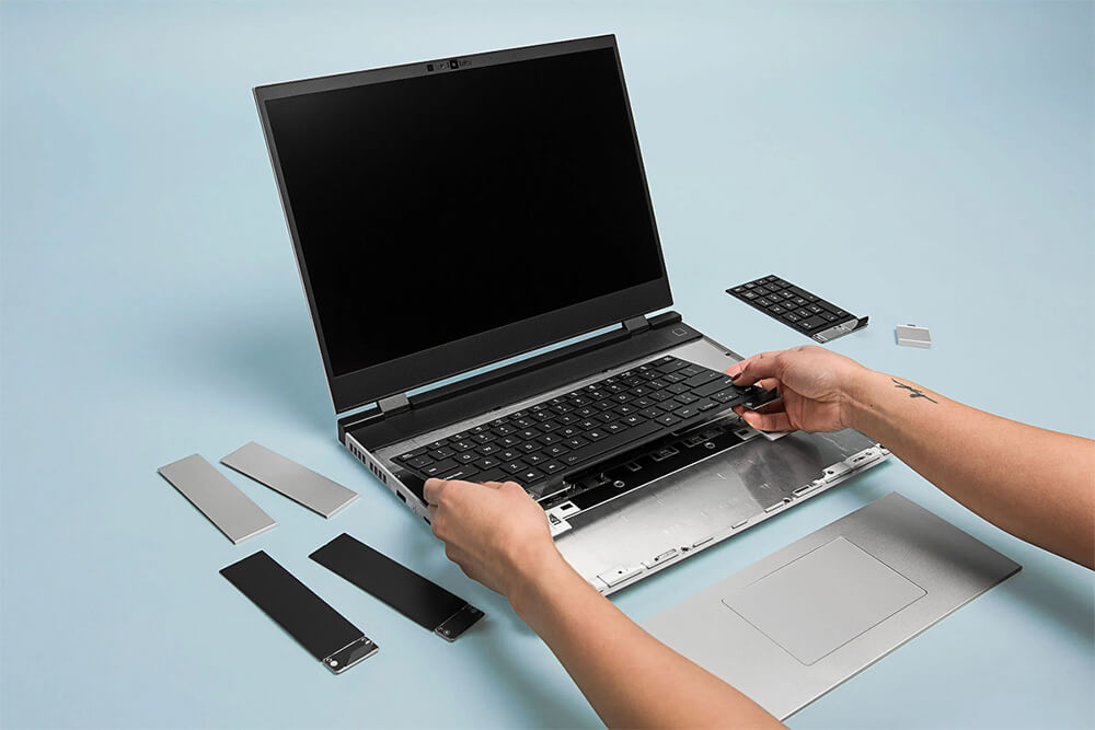 laptop đầu tiên trên thế giới mang tới cho người dùng khả năng tự thay thế, tự sửa chữa linh kiện